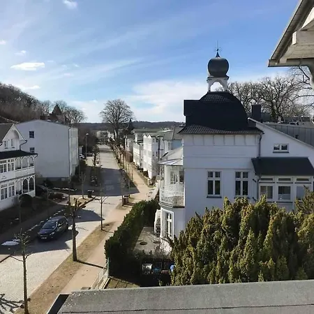 Villa Rügen - 300 M Zum