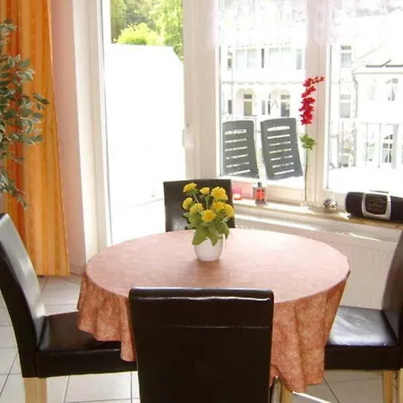 Rügen - 300 M Zum Villa Binz