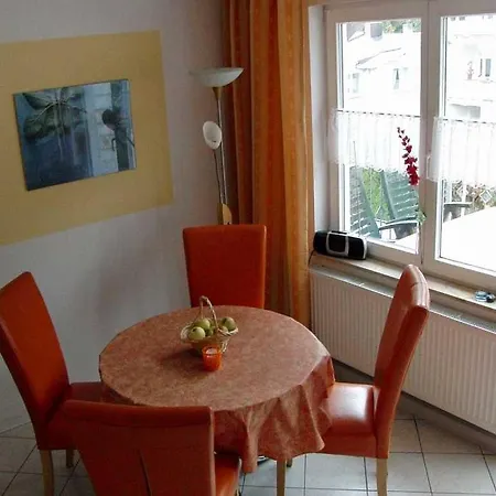 Rügen - 300 M Zum * Binz