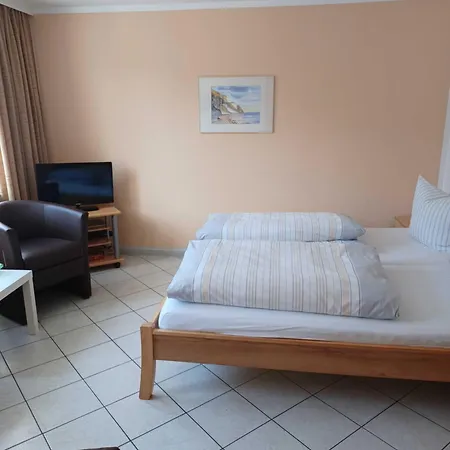 Rügen - 300 M Zum Binz