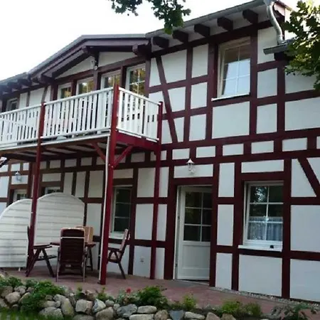 Rügen - 300 M Zum *